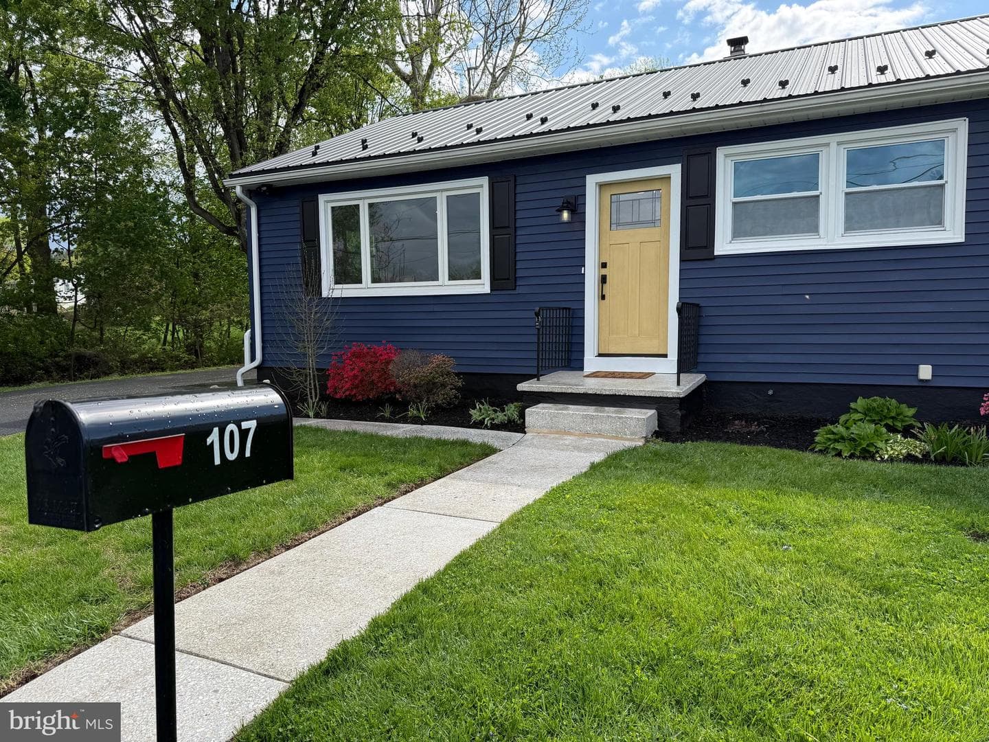 107 Fairview Road photo 5