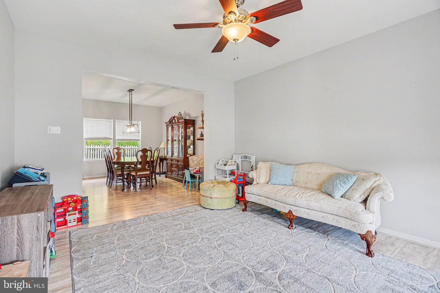 520 Windy Way photo 3