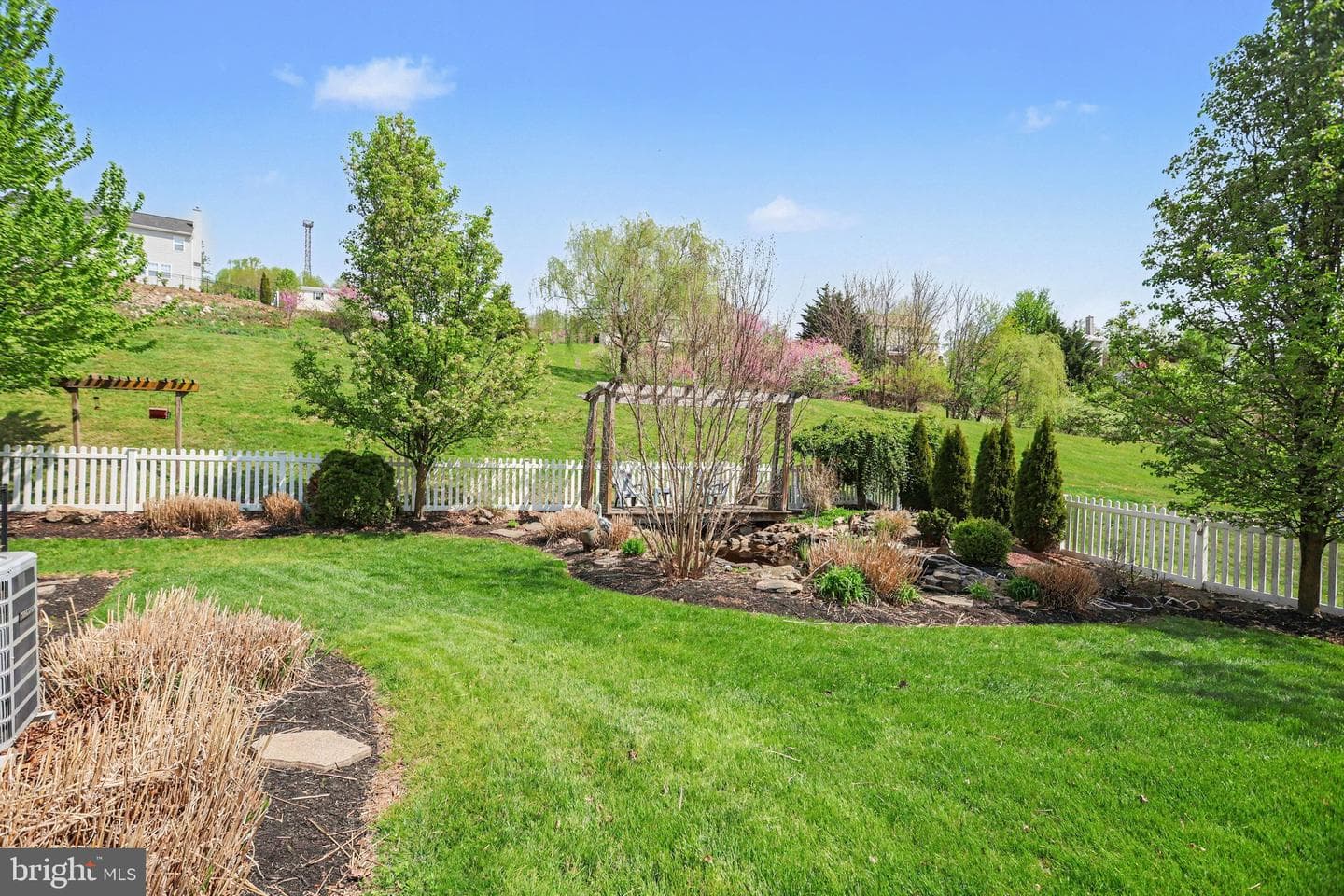 520 Windy Way photo 38