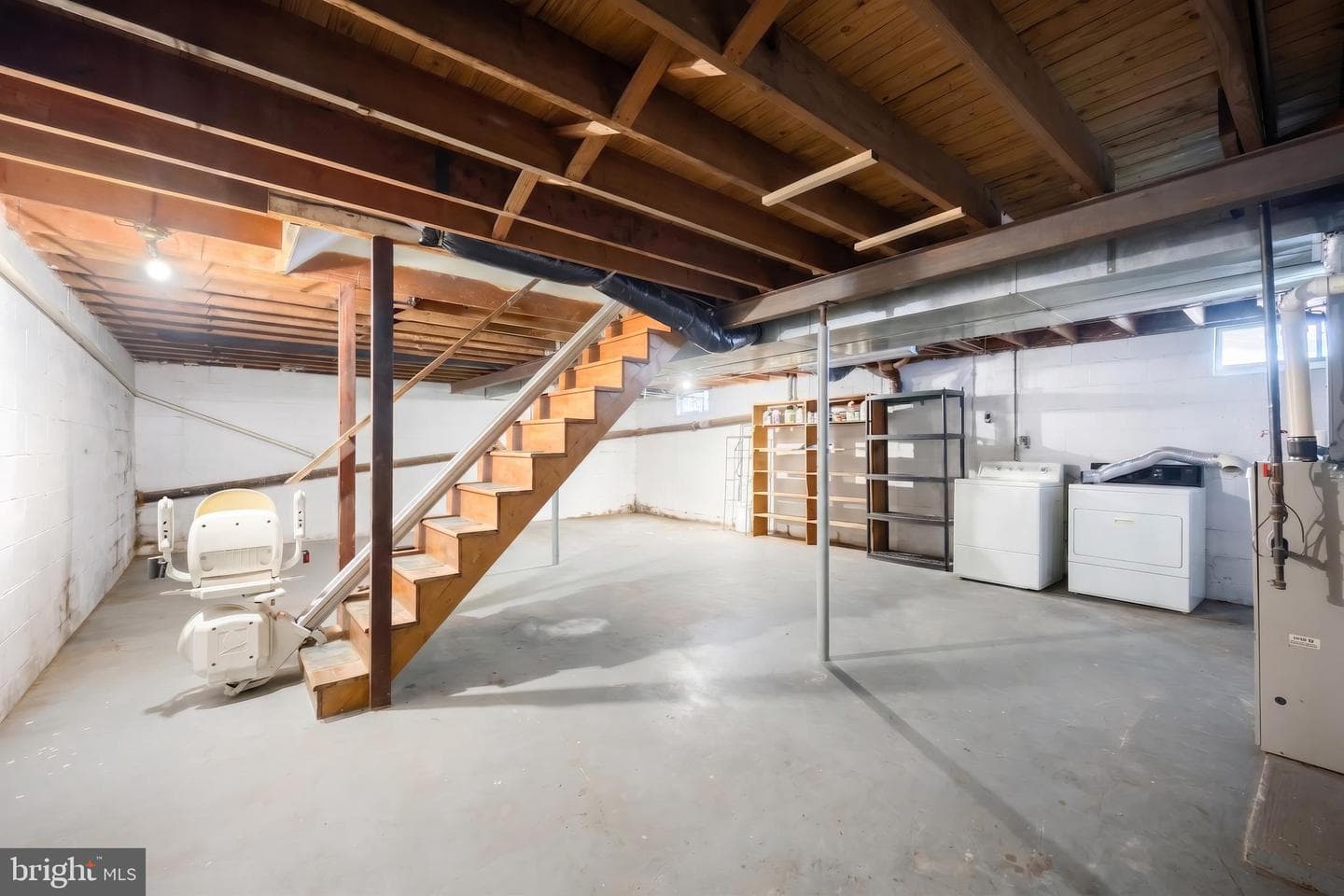 403 E Maple Street photo 19
