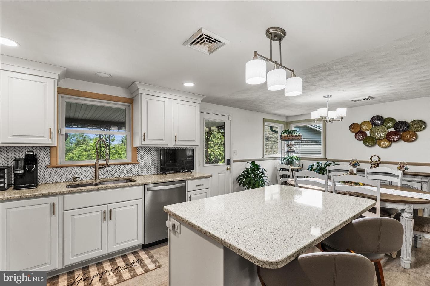 498 Maywood Road photo 12