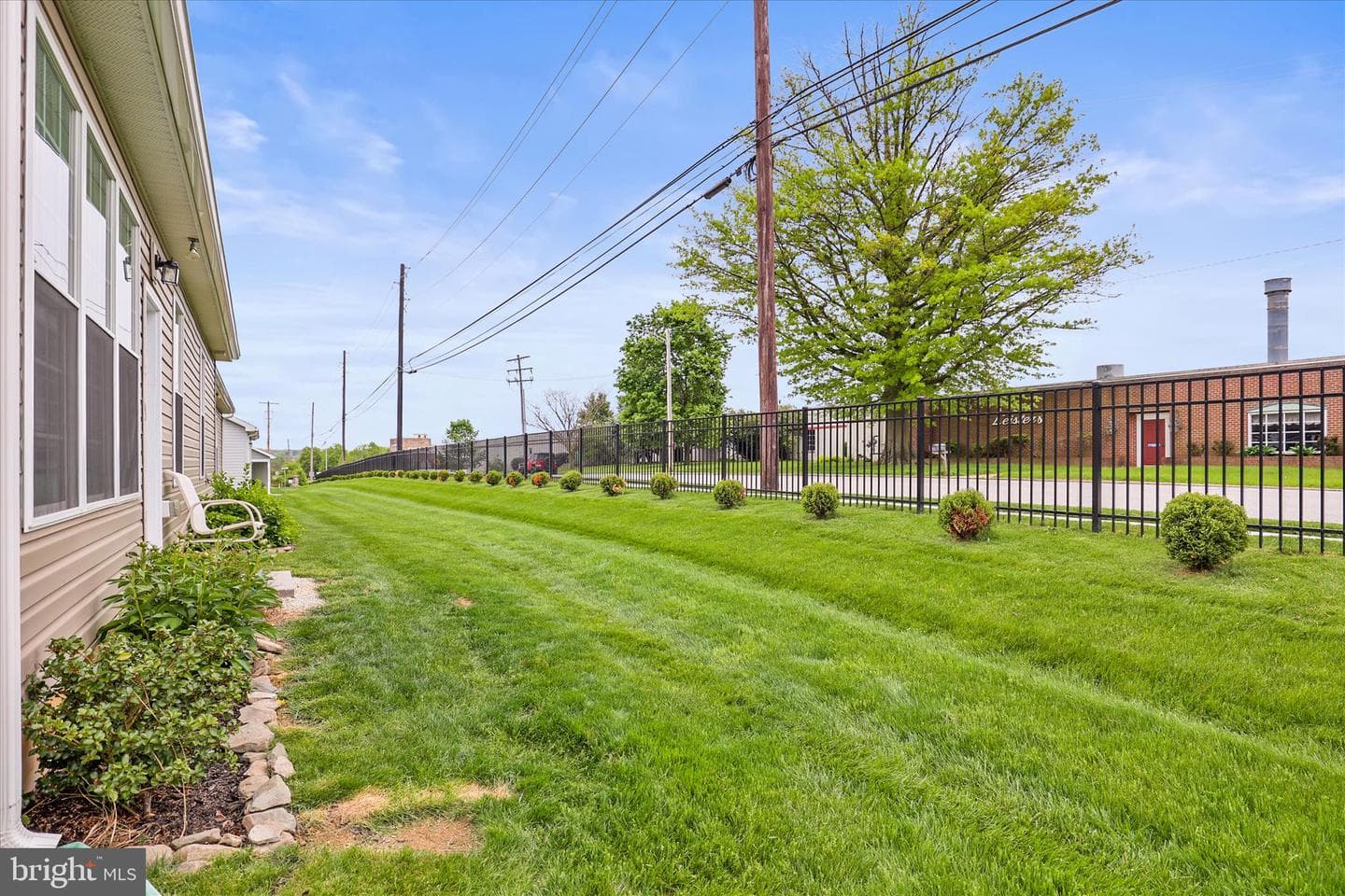 415 Hawthorn Lane #3 photo 32