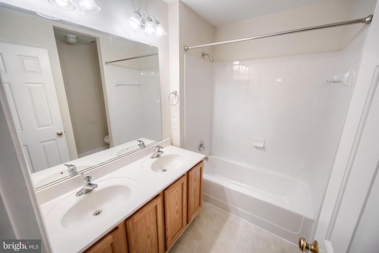 264 Country Ridge Drive photo 24
