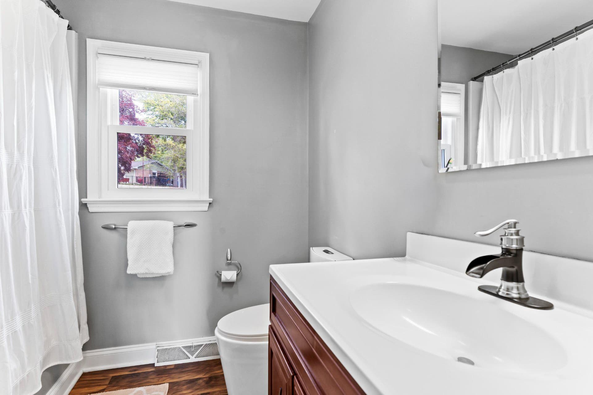 60 Bunker Lane photo 21