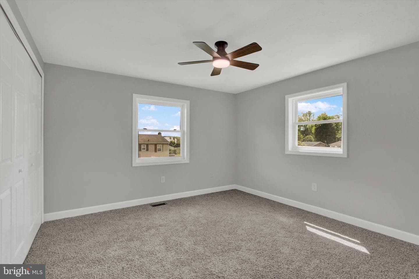 230 Canary Circle photo 11
