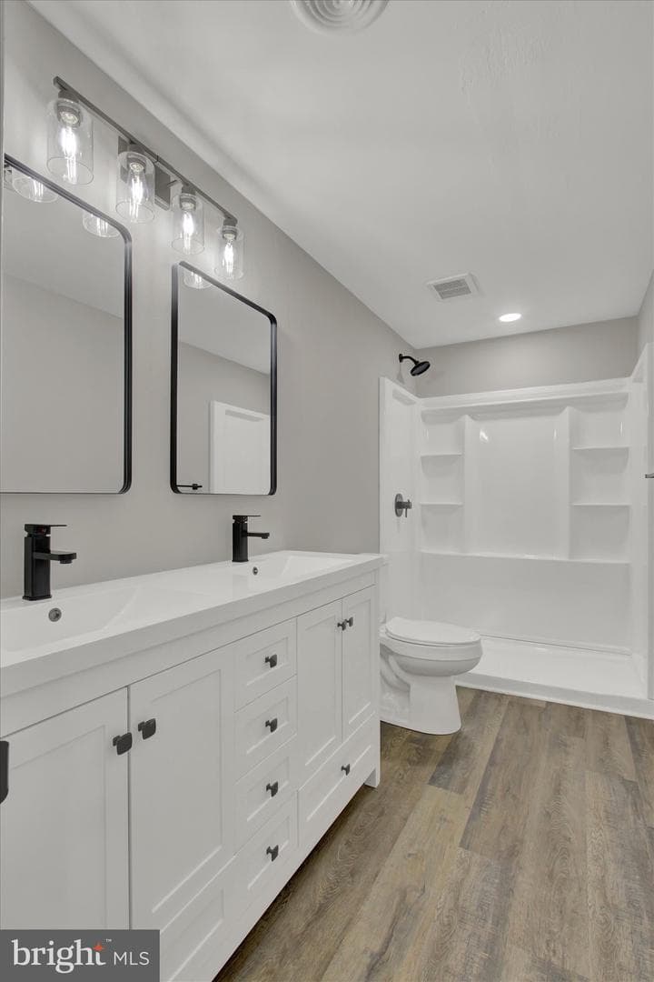 230 Canary Circle photo 17