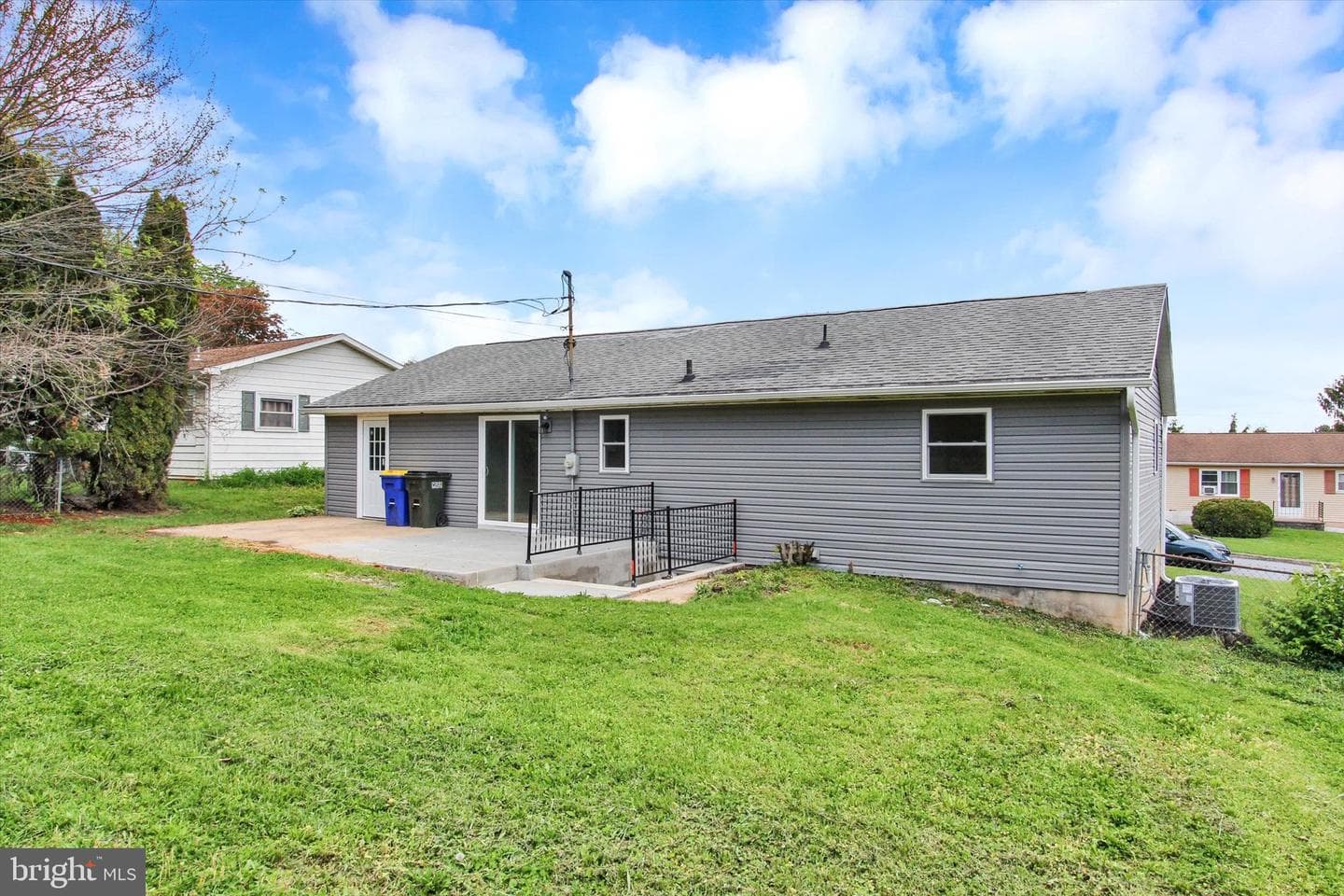 230 Canary Circle photo 19