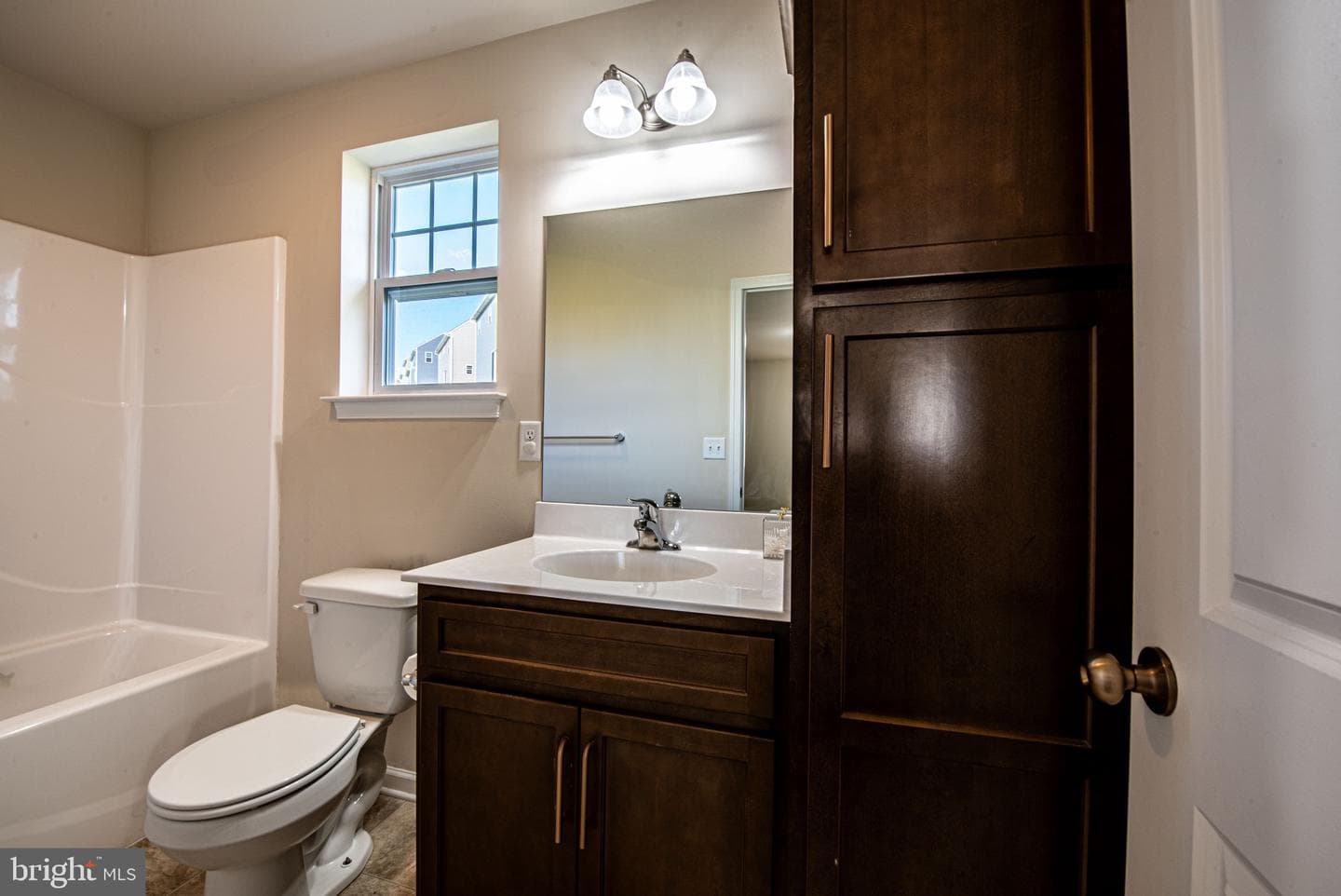 1090 Alder Court photo 25
