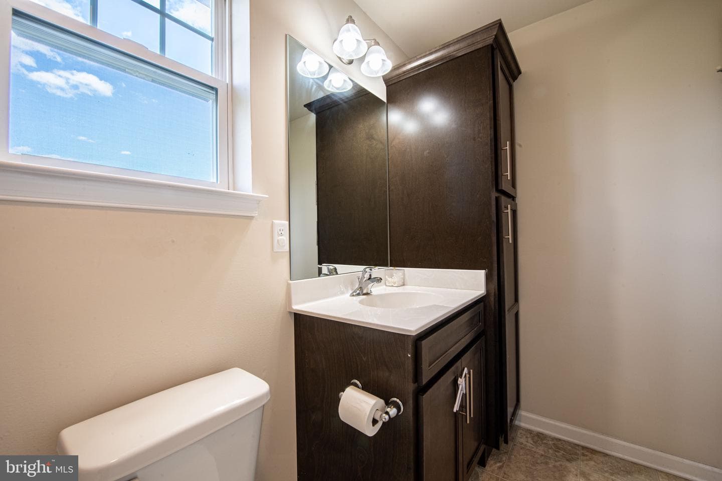 1090 Alder Court photo 26