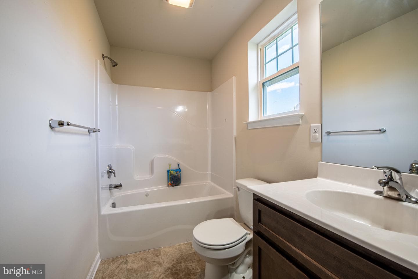 1090 Alder Court photo 27