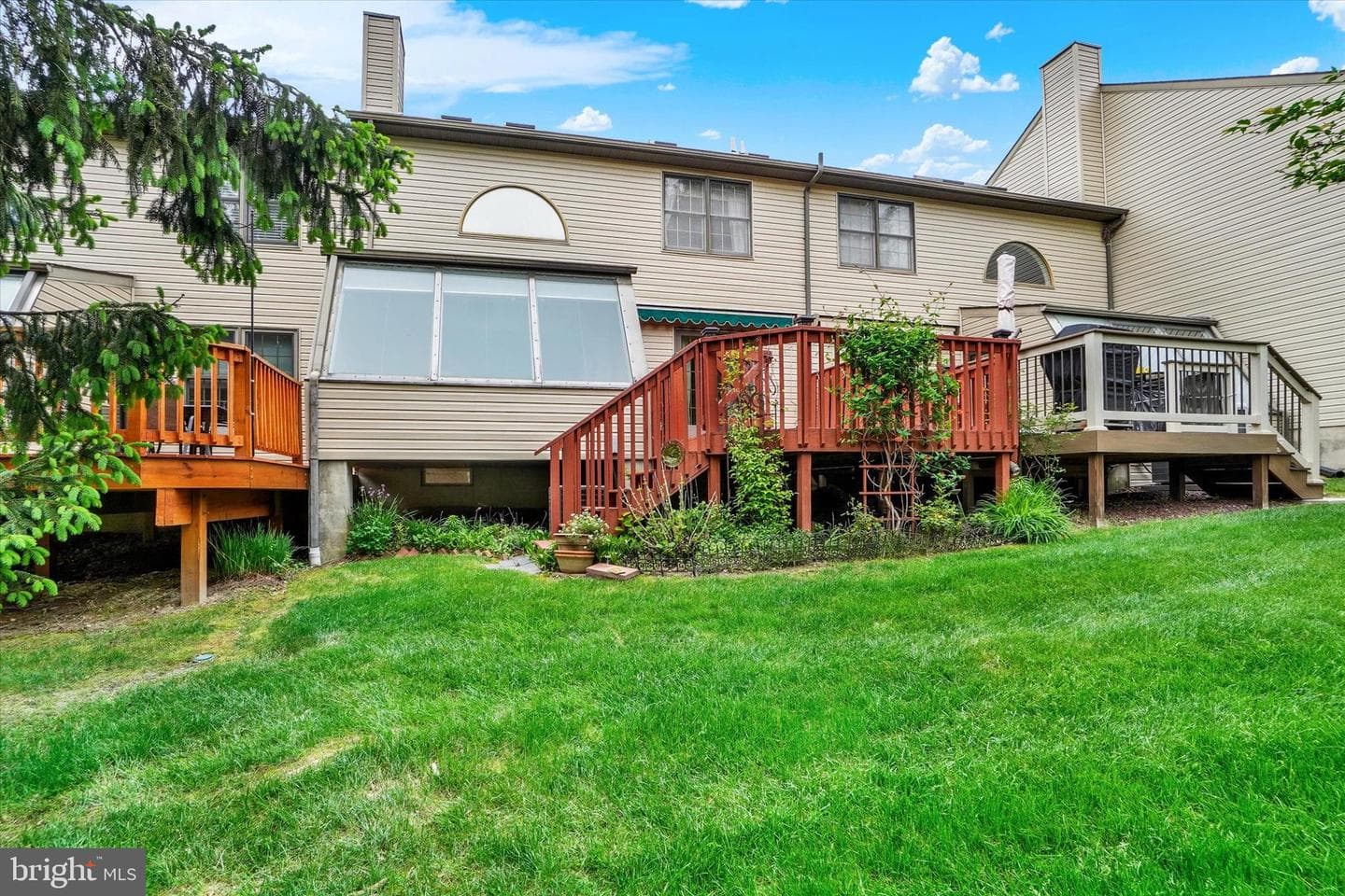 56 Jean Lo Way photo 29