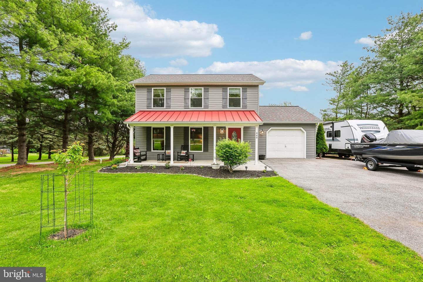 440 Valley View Drive photo 4