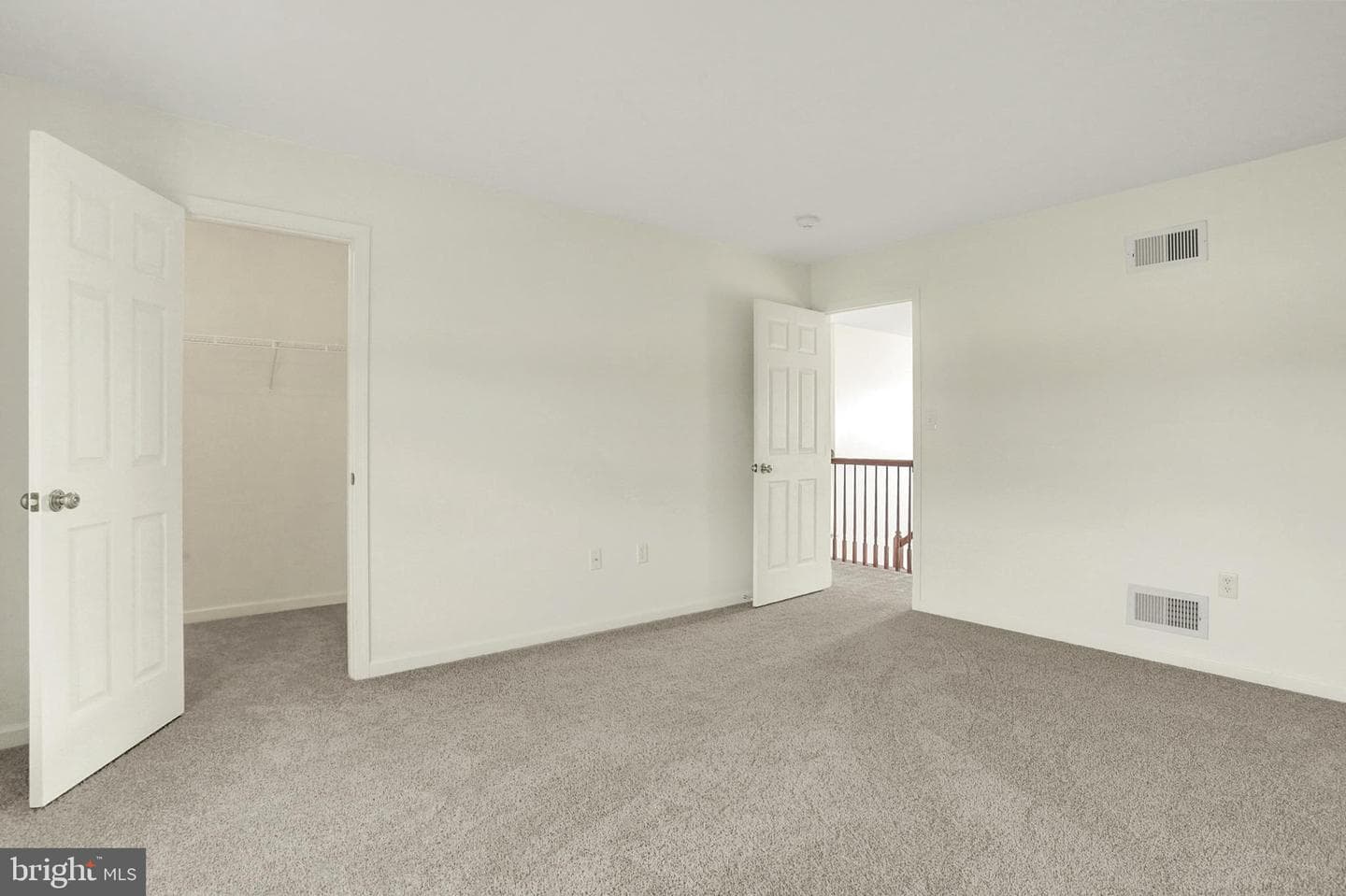 552 Soapstone Lane photo 32