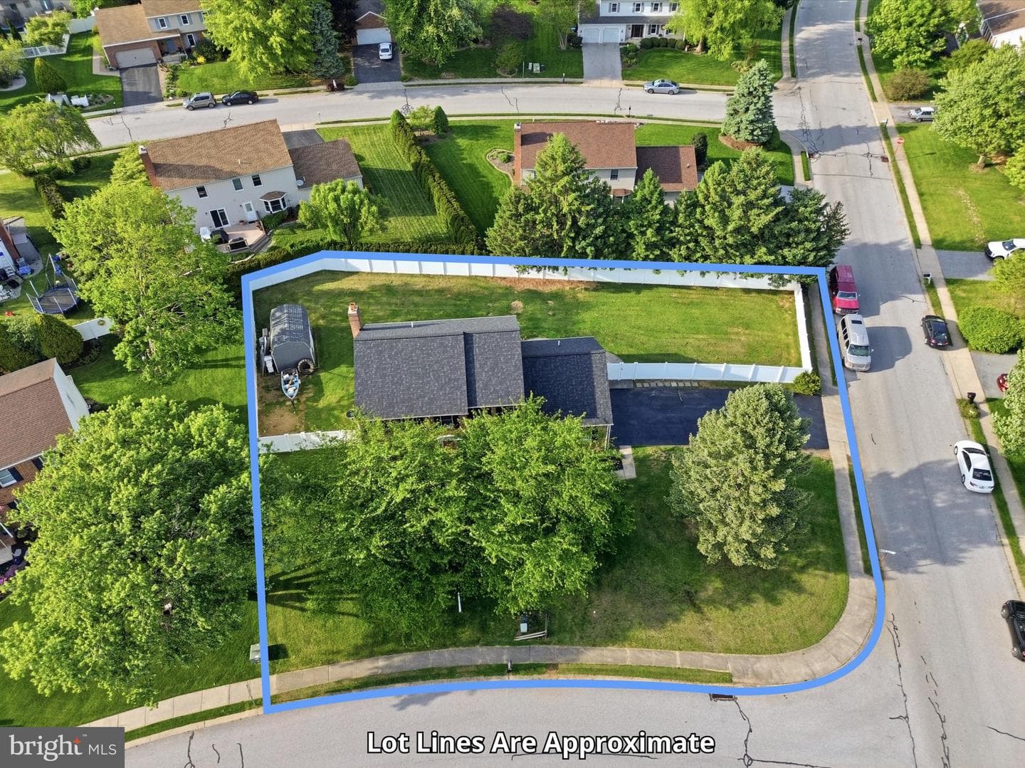 400 White Rose Lane photo 54