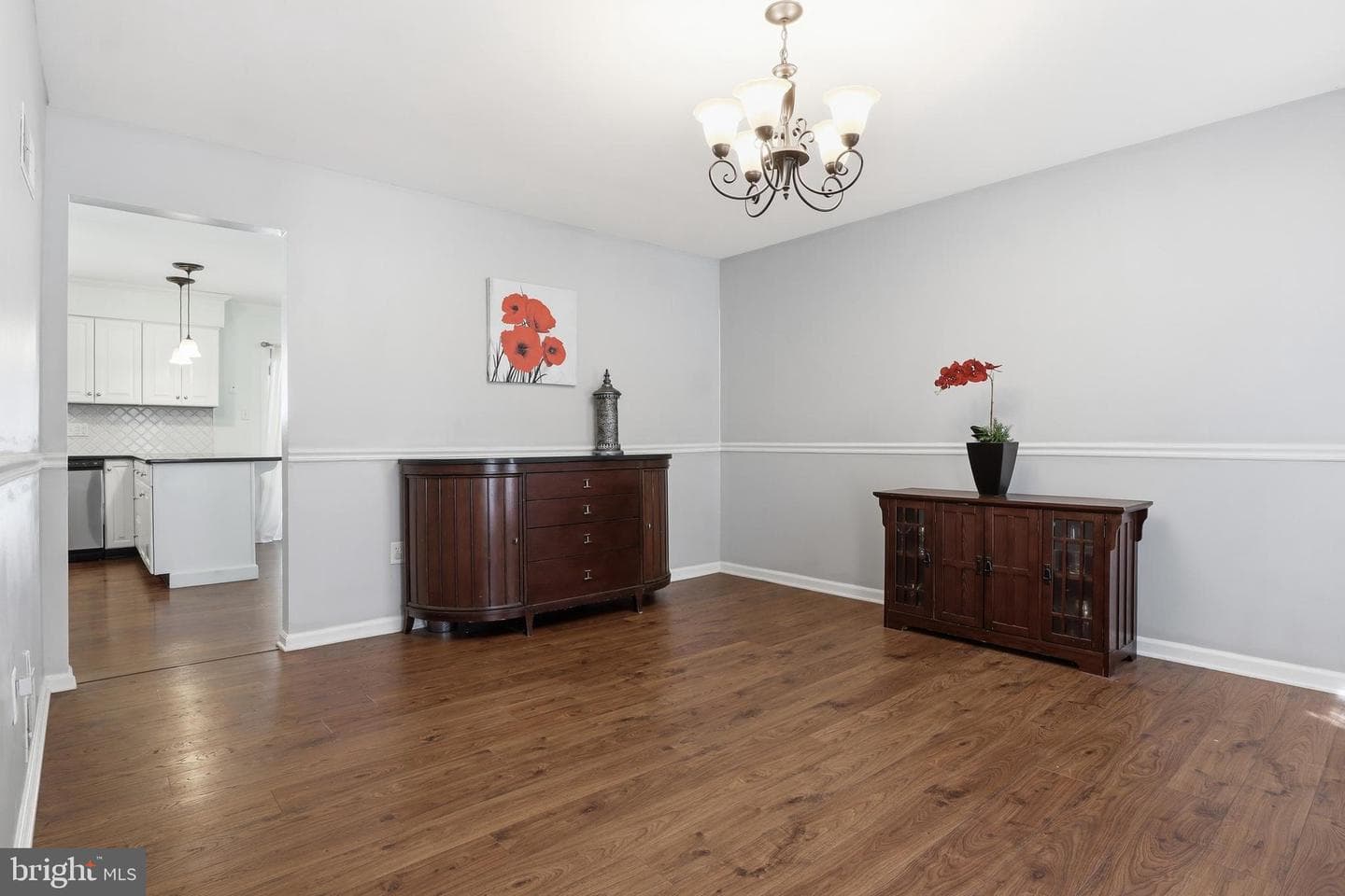 400 White Rose Lane photo 6