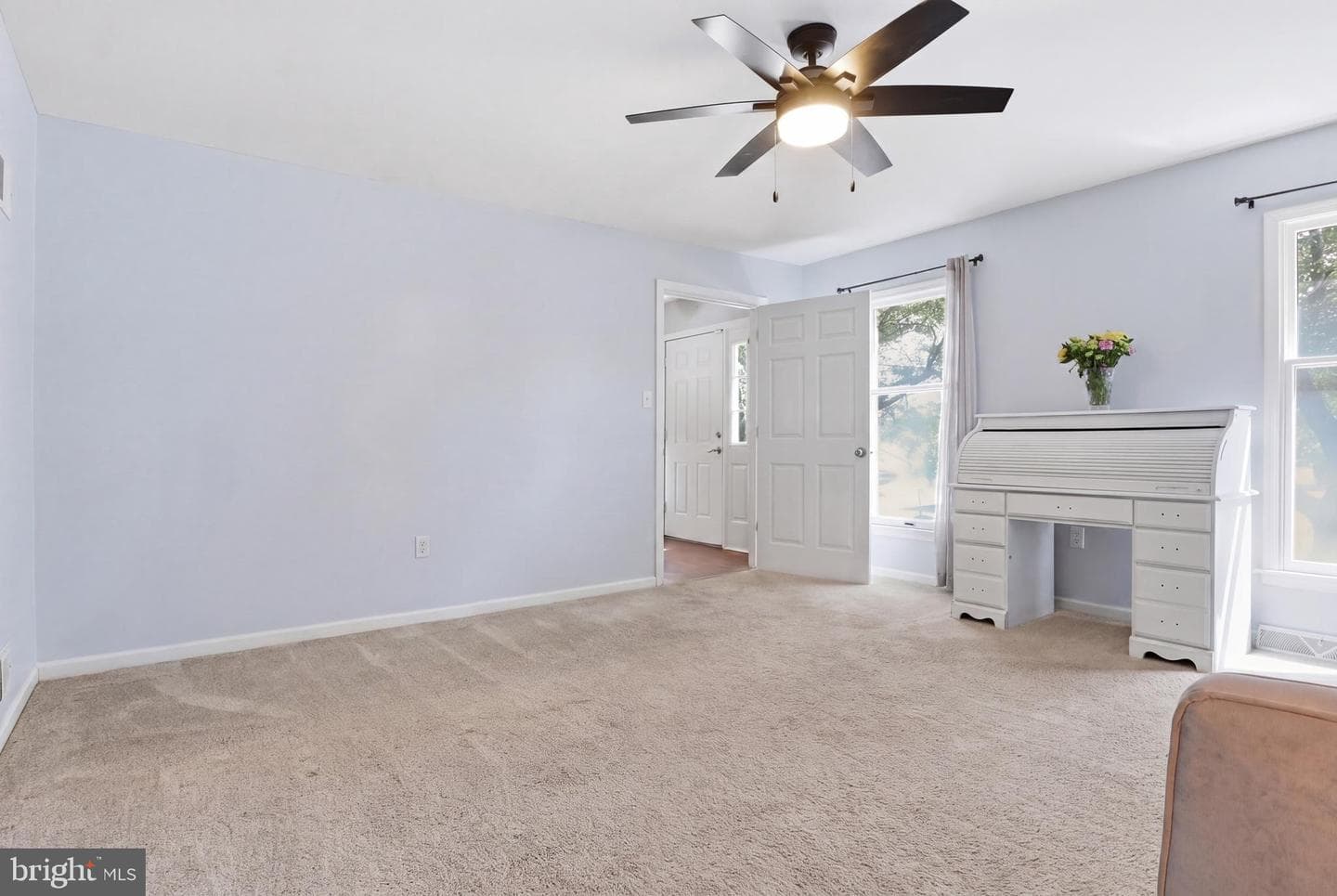400 White Rose Lane photo 9
