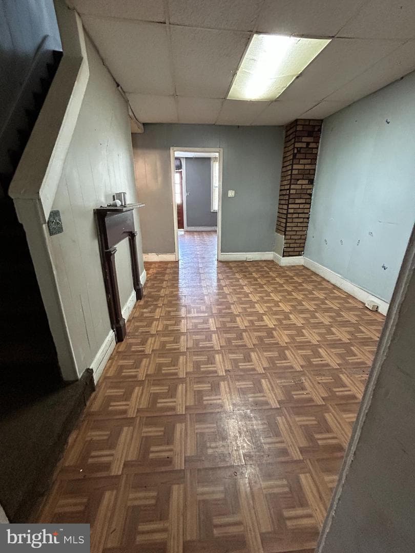 450 E Walnut Street photo 3