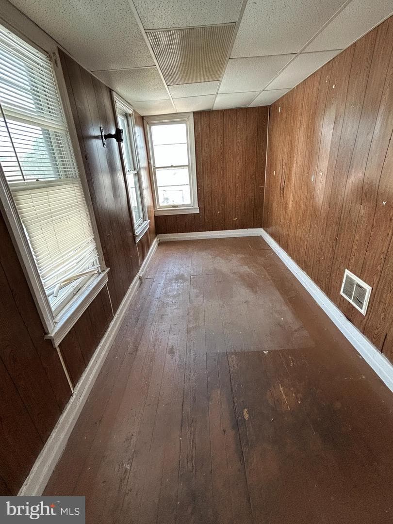 450 E Walnut Street photo 6