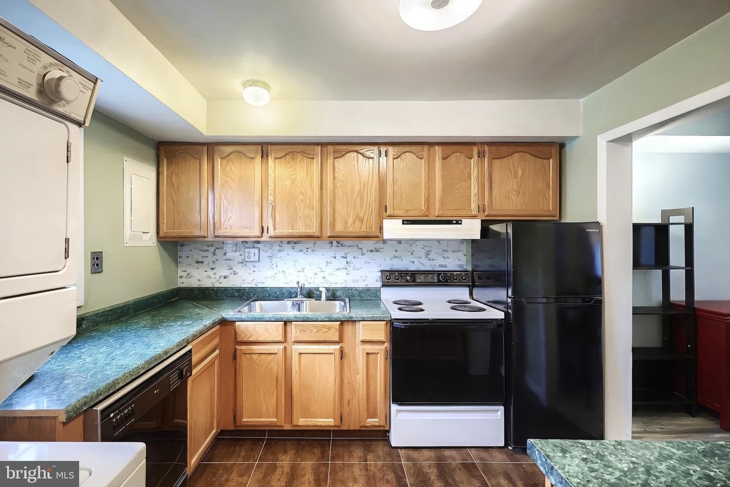 793 Hardwick Place photo 4