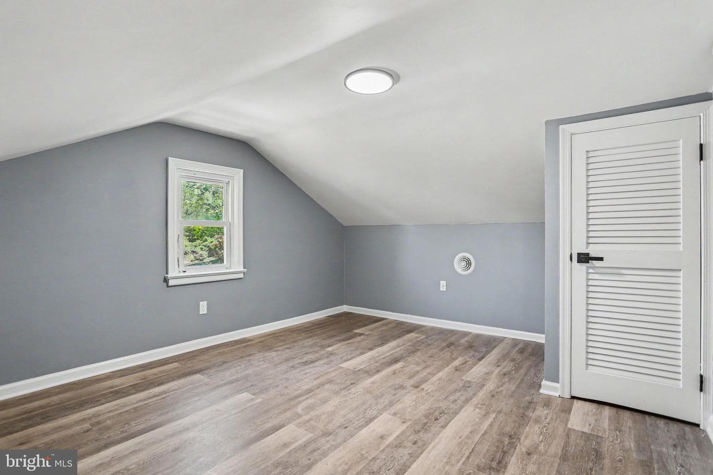 520 Woodland View Drive photo 14
