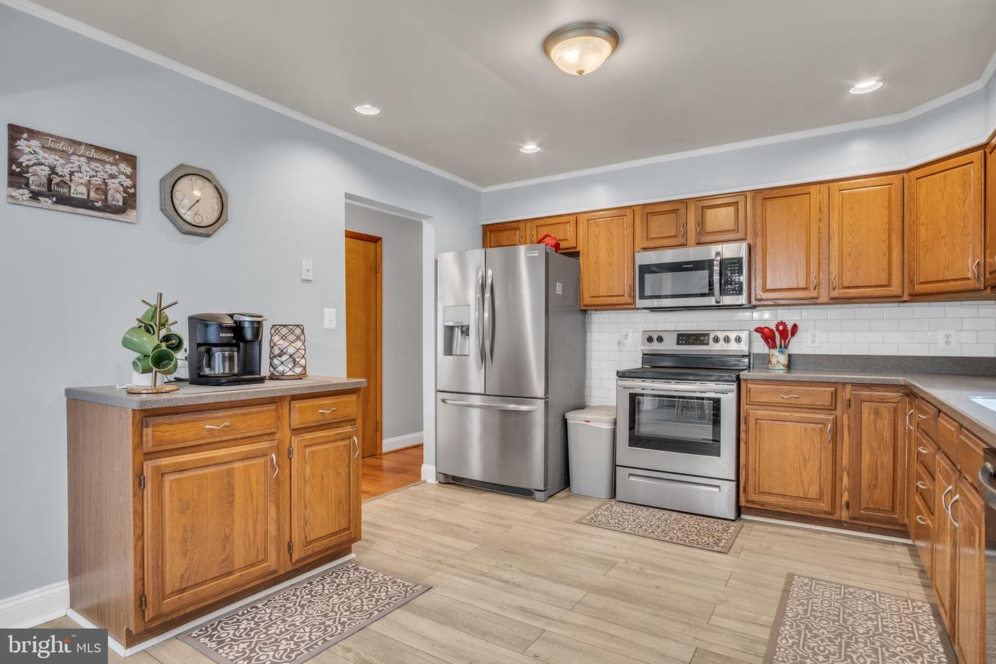 198 Glenville Road photo 11