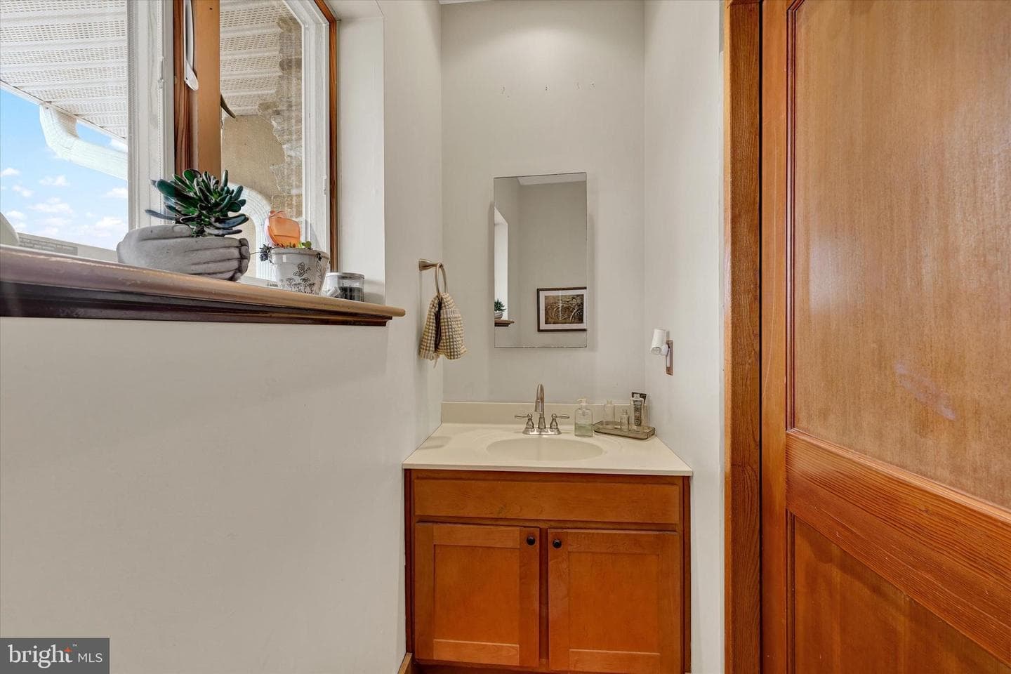 8272 Woodbine Road photo 22