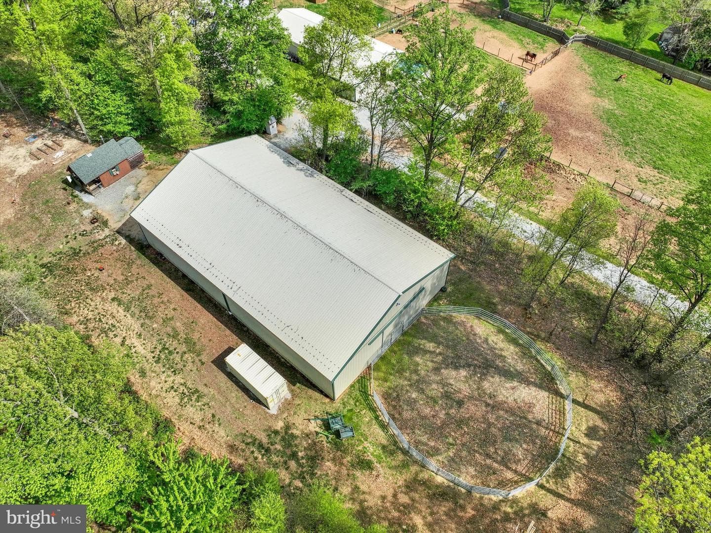8272 Woodbine Road photo 49