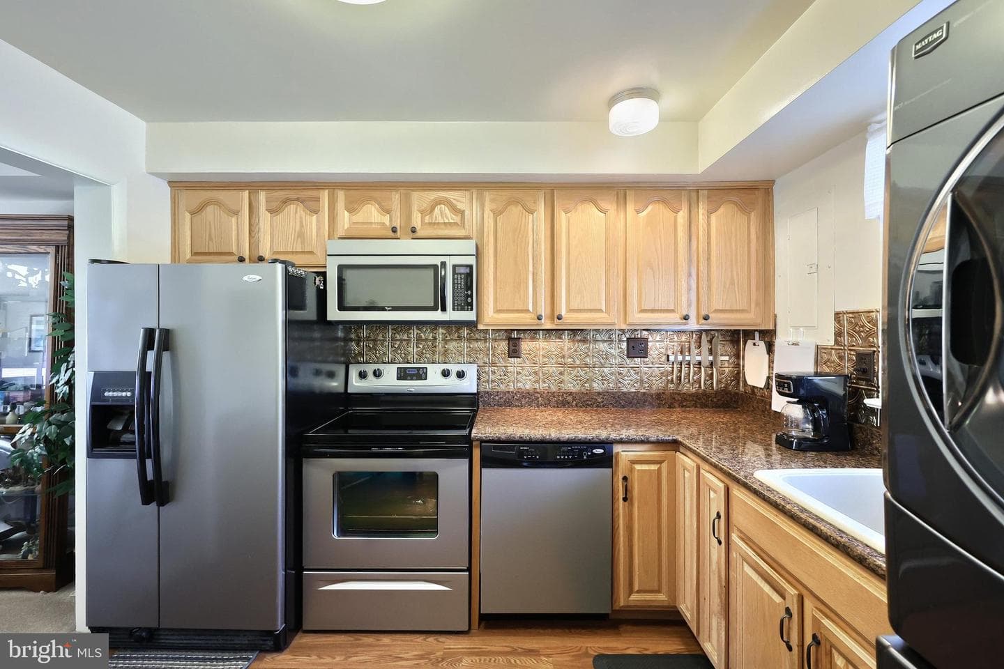 1600 Devers Road photo 12
