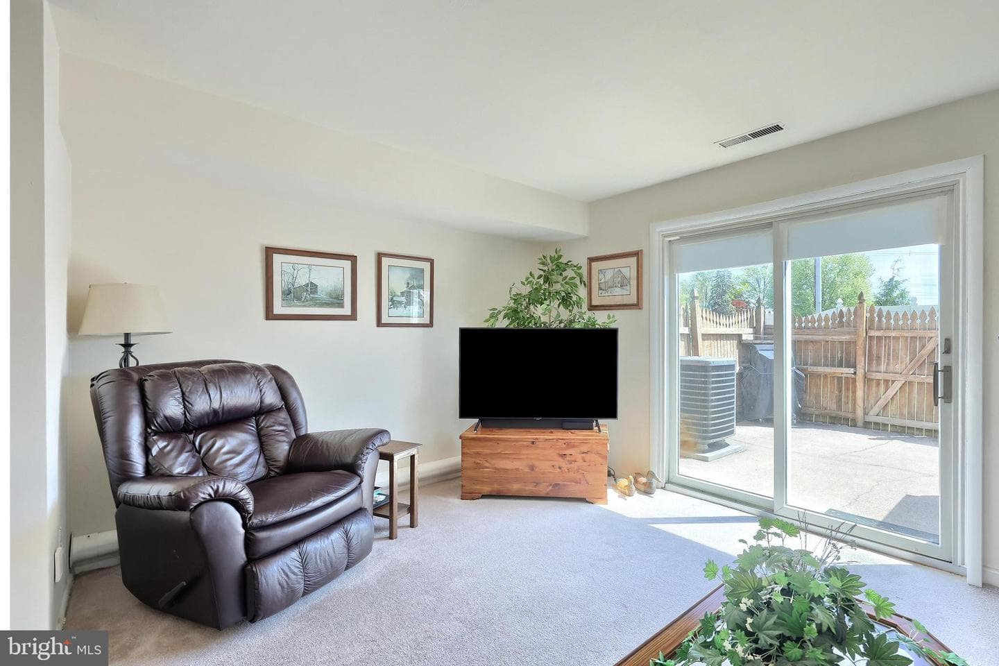 1600 Devers Road photo 16