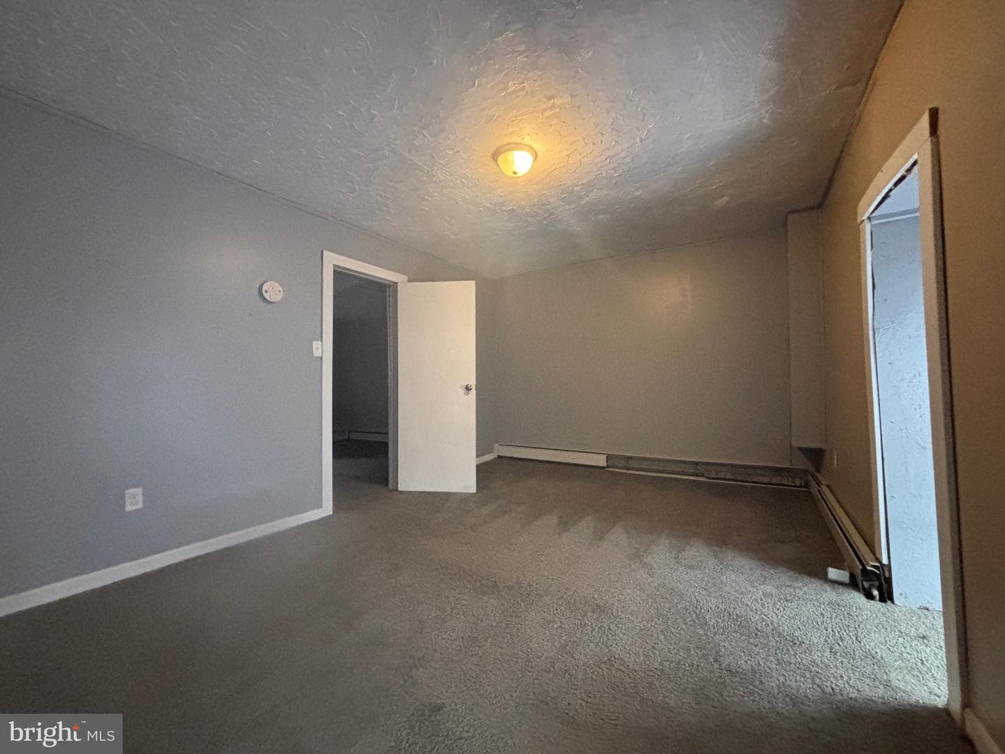 622 E Market Street photo 3
