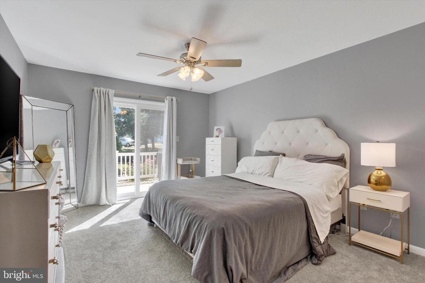 200 Greenleaf Road photo 15