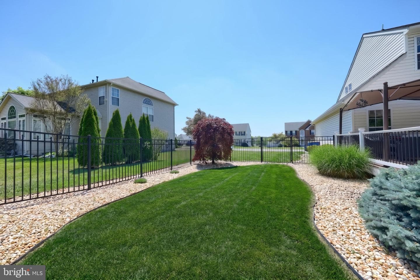 448 El Vista Drive photo 10