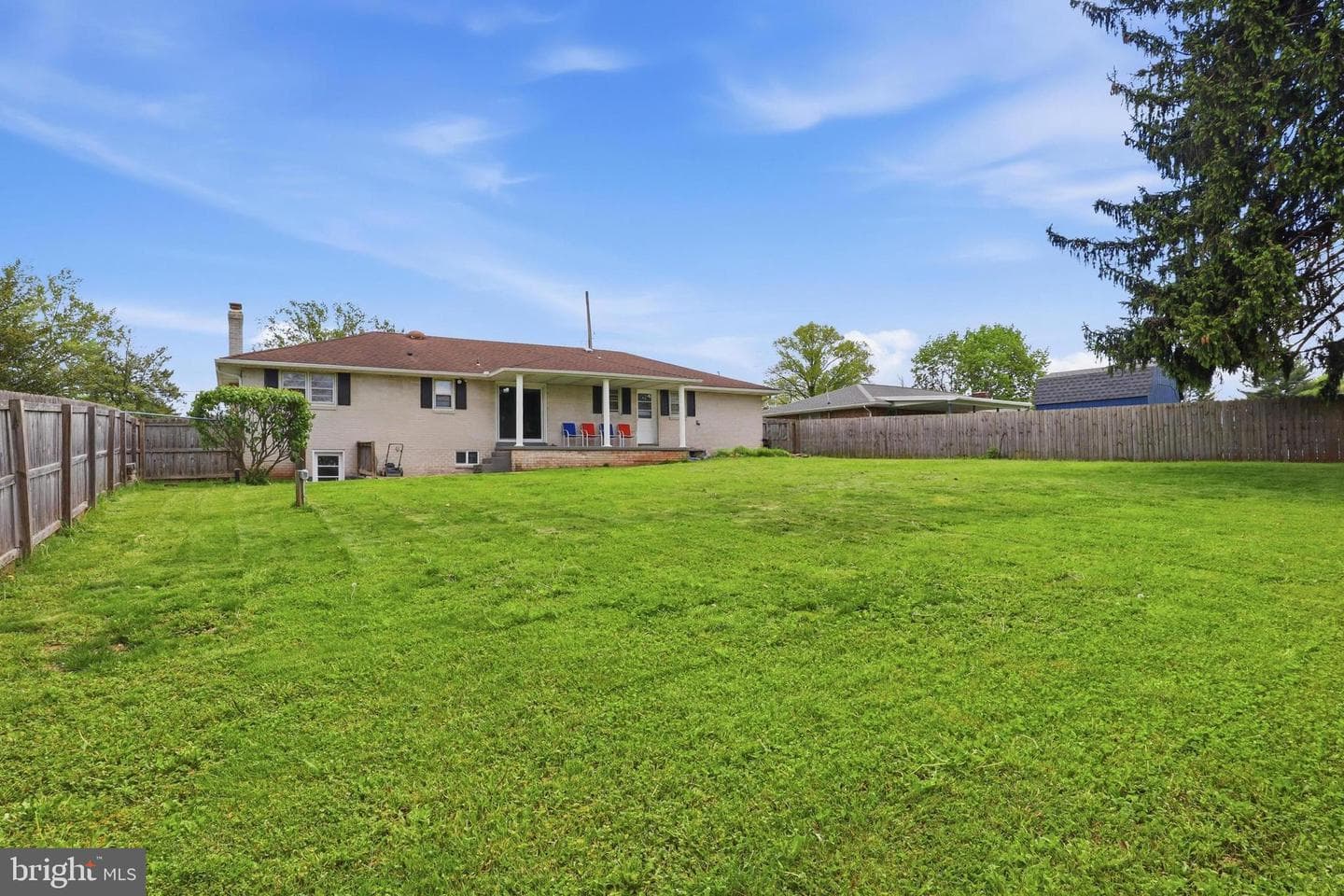 2330 Redwood Road photo 34