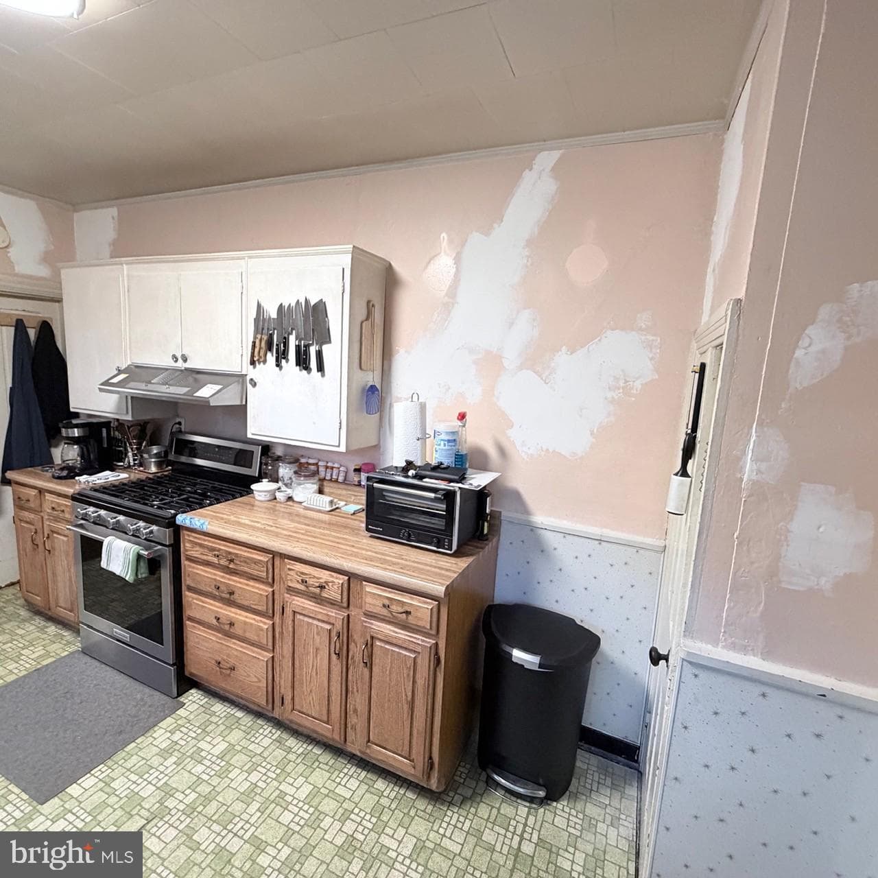 212 Willow Street photo 8