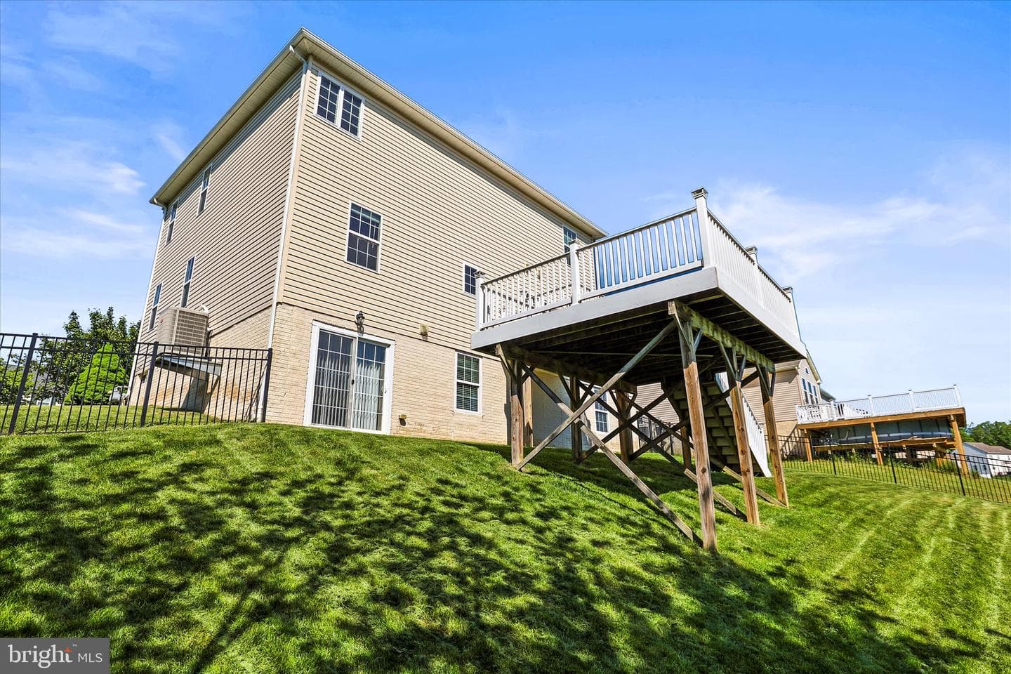 17323 Russett Farm Drive photo 54