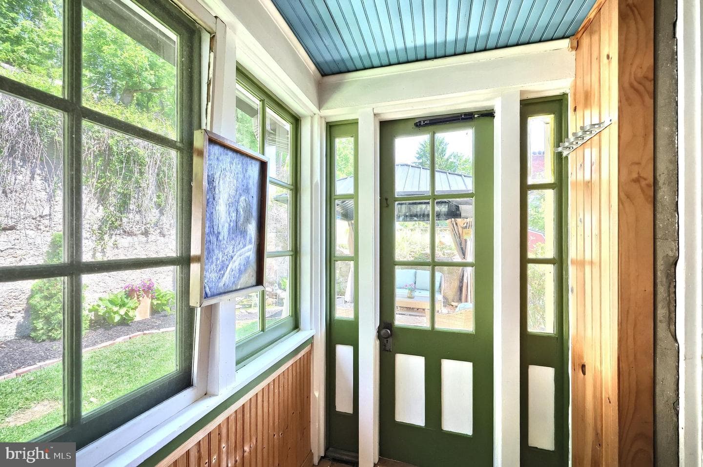 39 Cottage Avenue photo 15