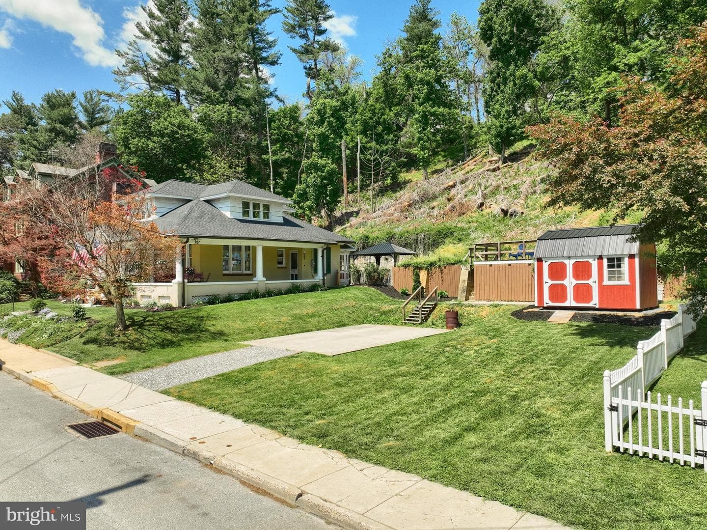 39 Cottage Avenue photo 38