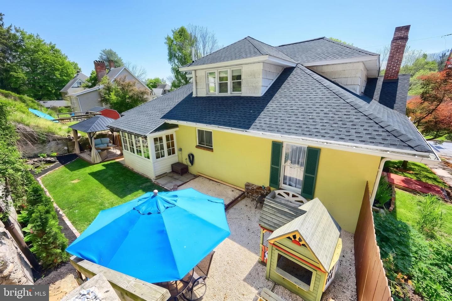 39 Cottage Avenue photo 45
