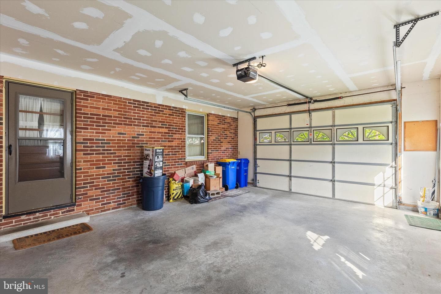2312 Church Road photo 27