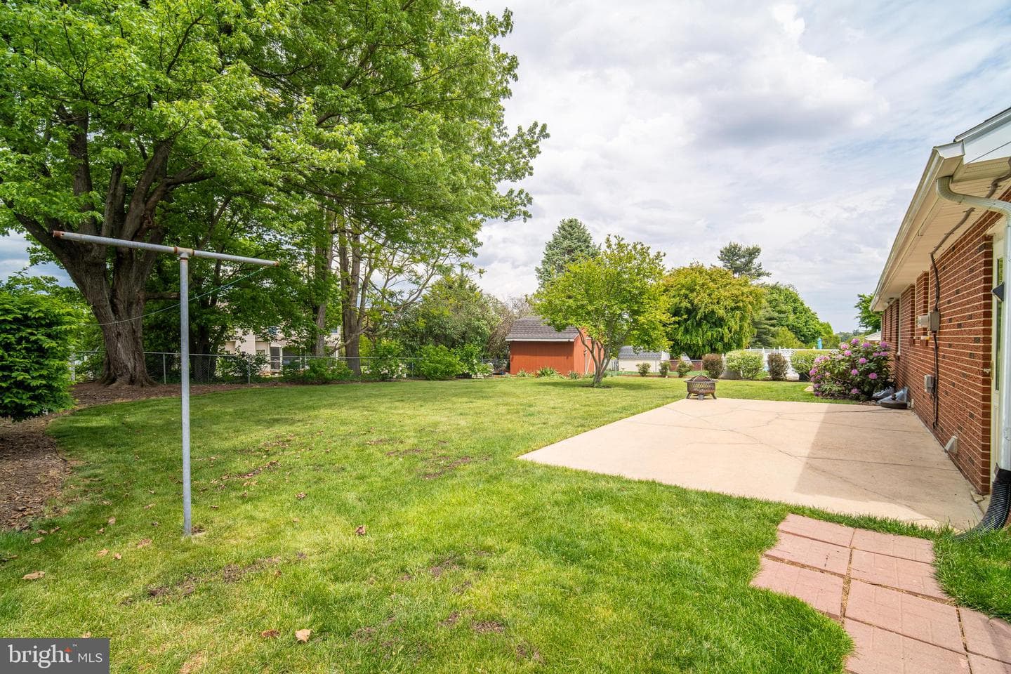 119 E Clearview Drive photo 30