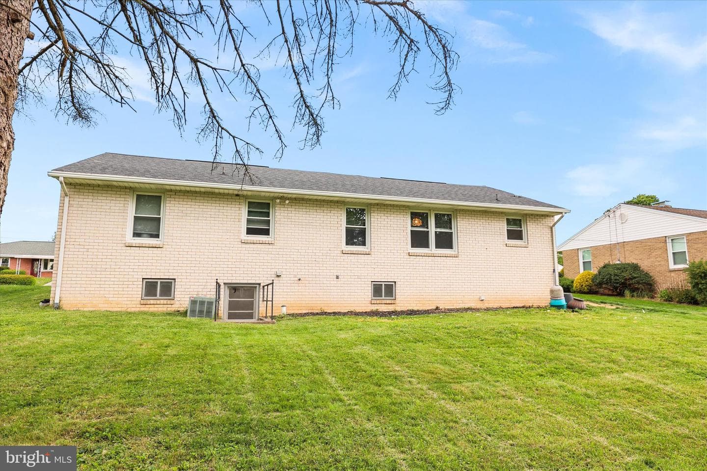 3966 Bahn Avenue photo 26