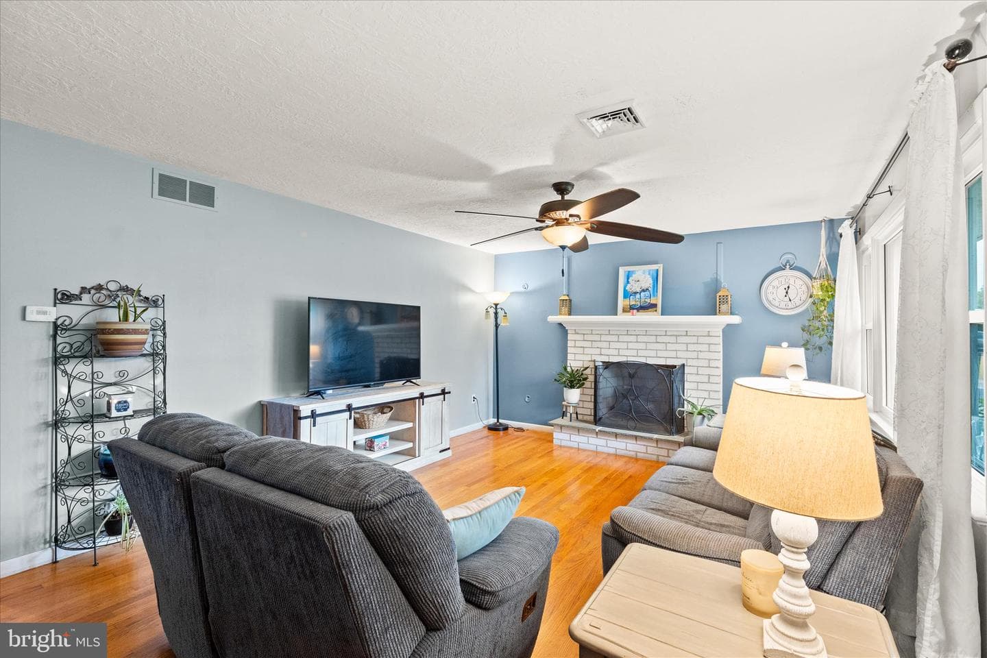3966 Bahn Avenue photo 5