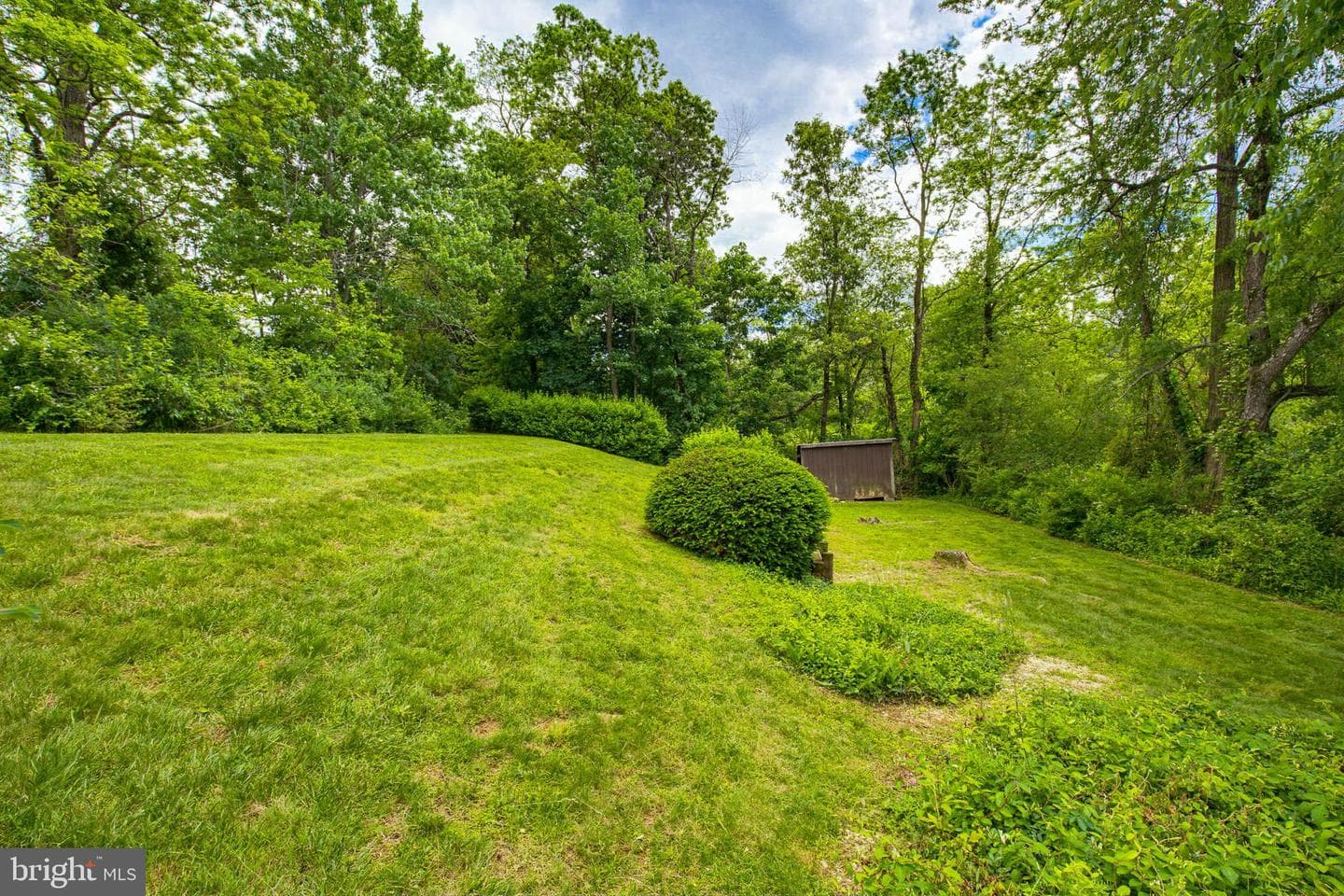 1110 Lombard Road photo 8