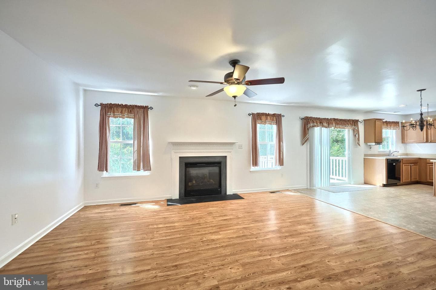 425 Lakeview Drive photo 20