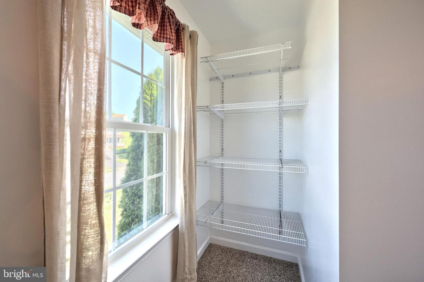 425 Lakeview Drive photo 33