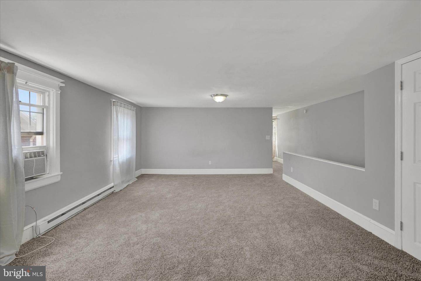 104 N Seward Street photo 15