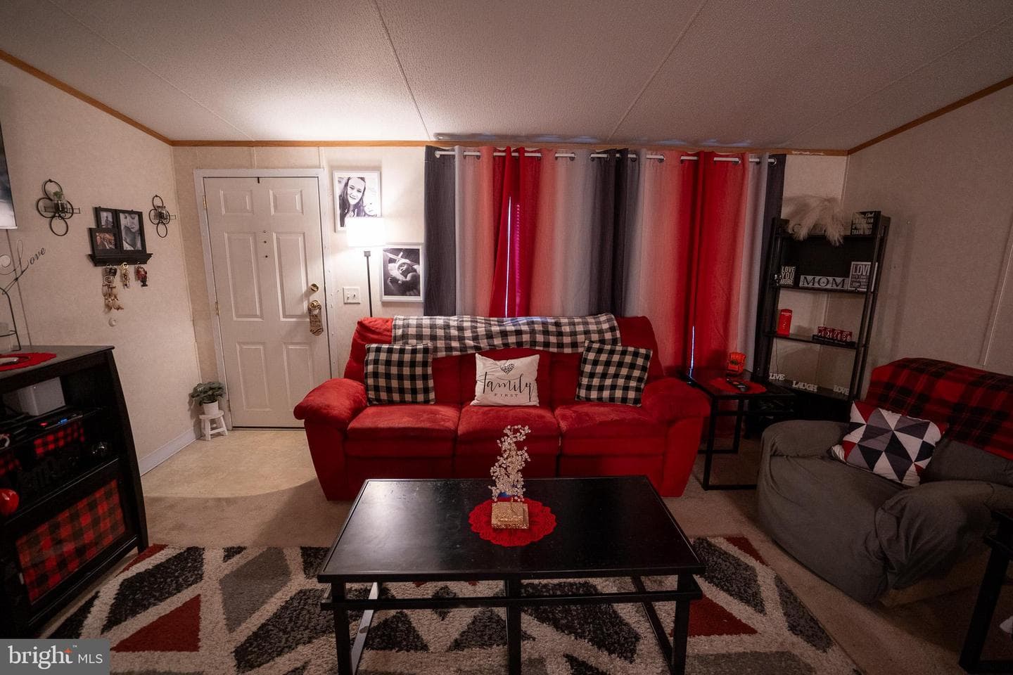 129 Mimosa Drive photo 5