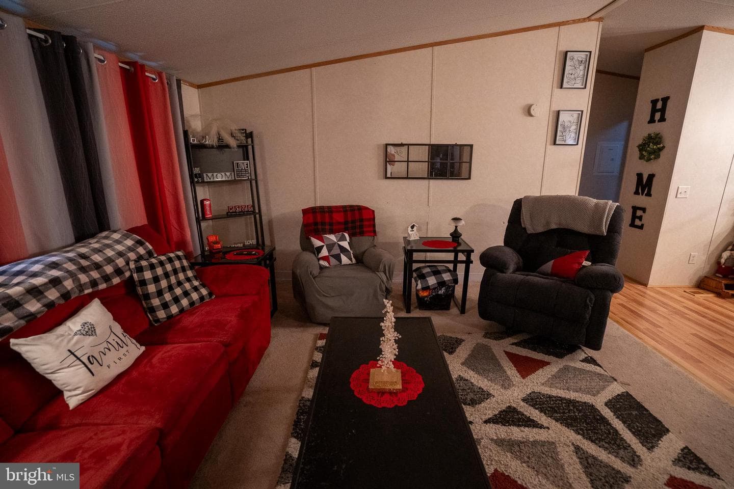 129 Mimosa Drive photo 6