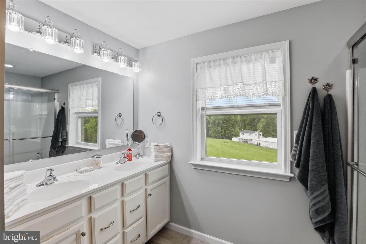 60 Blaine Drive photo 30