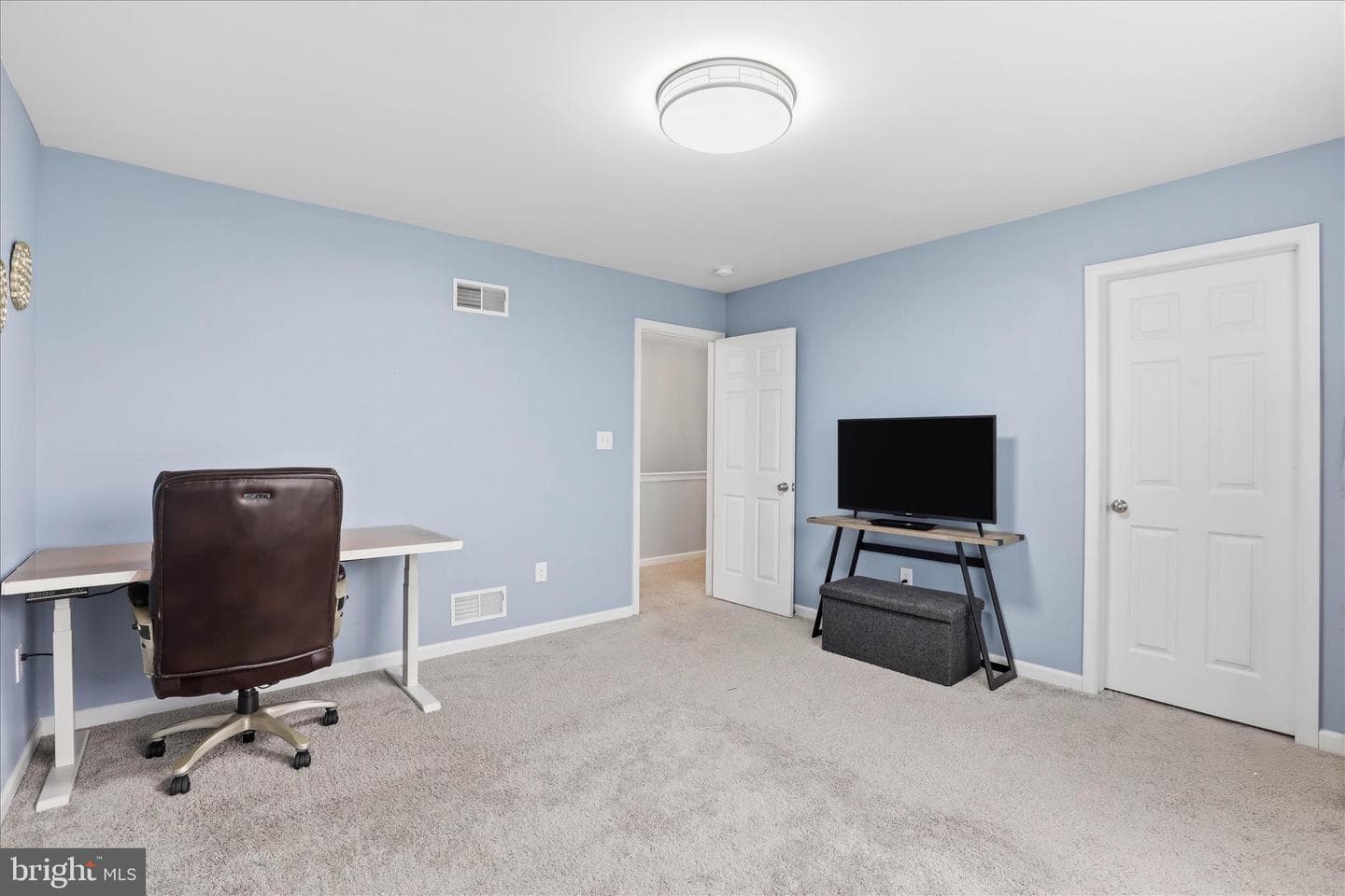 60 Blaine Drive photo 34